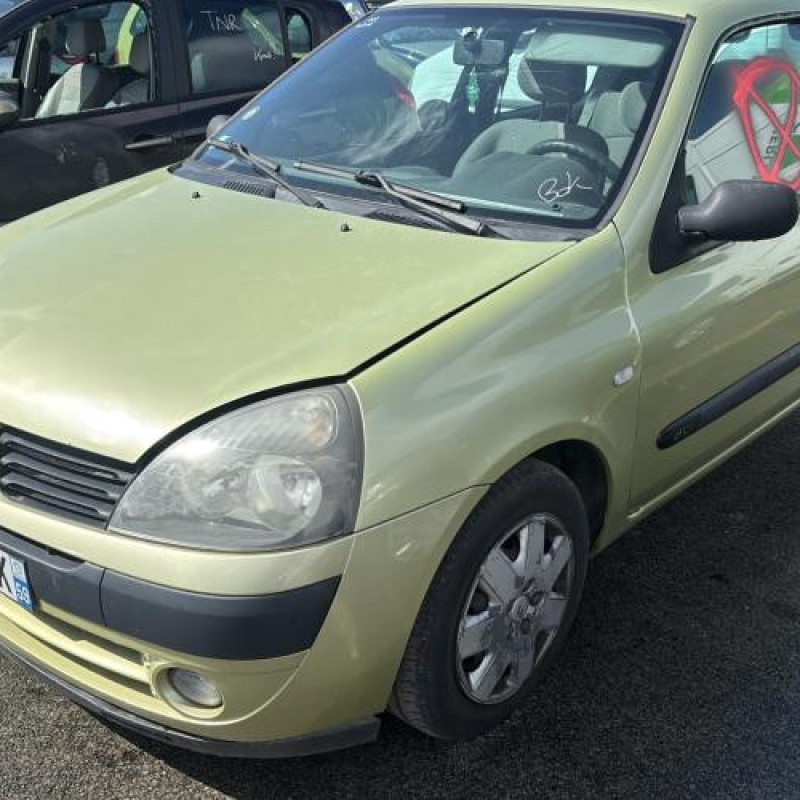 Vitre avant gauche RENAULT CLIO 2 CAMPUS Photo n°5