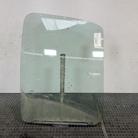 Vitre avant droit IVECO DAILY 3 Photo n°1