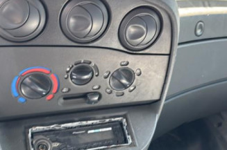 Vitre avant droit IVECO DAILY 3