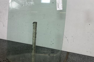 Vitre avant gauche IVECO DAILY 3