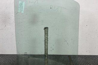 Vitre avant gauche IVECO DAILY 3