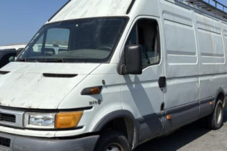 Vitre avant gauche IVECO DAILY 3