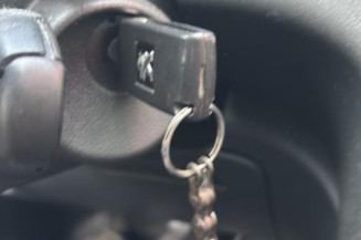 Pretensionneur de ceinture avant droit PEUGEOT 5008 1