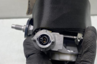 Pretensionneur de ceinture avant gauche PEUGEOT 5008 1