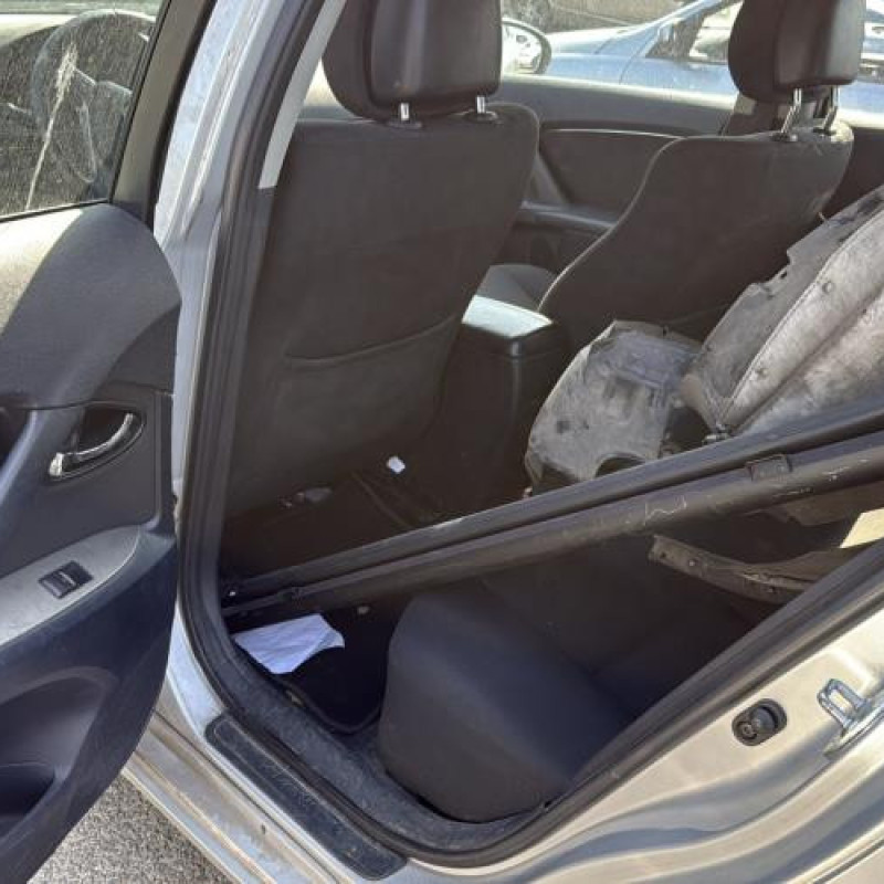 Vitre avant droit TOYOTA AVENSIS 3 Photo n°18