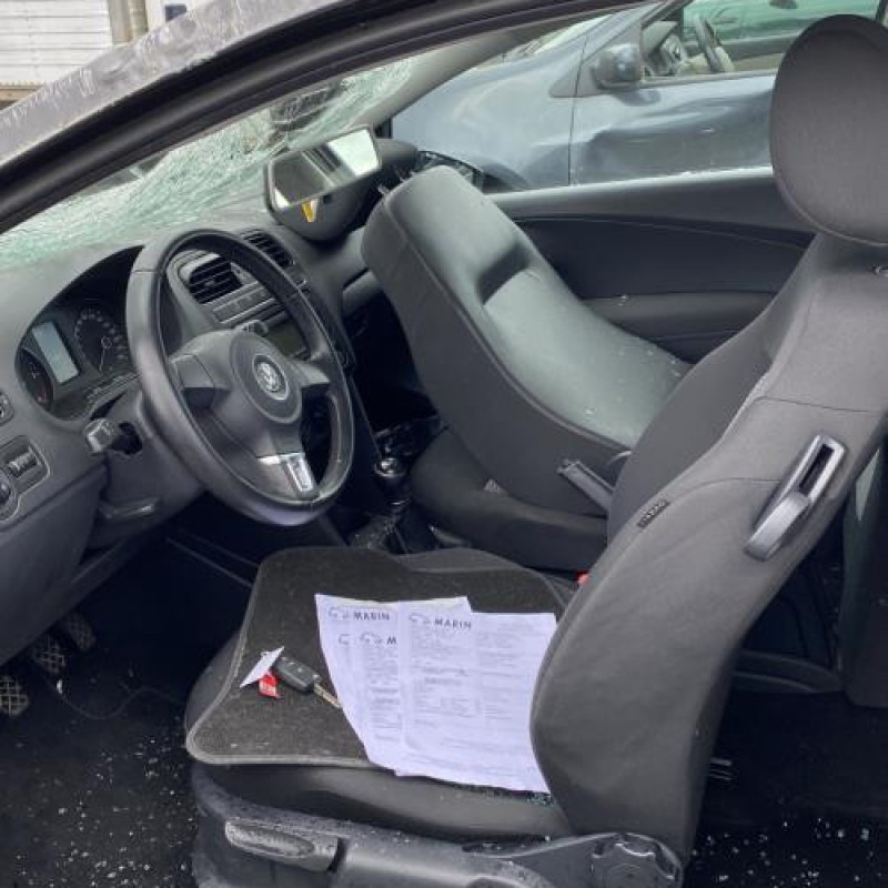 Boitier air bag VOLKSWAGEN POLO 5 Photo n°10