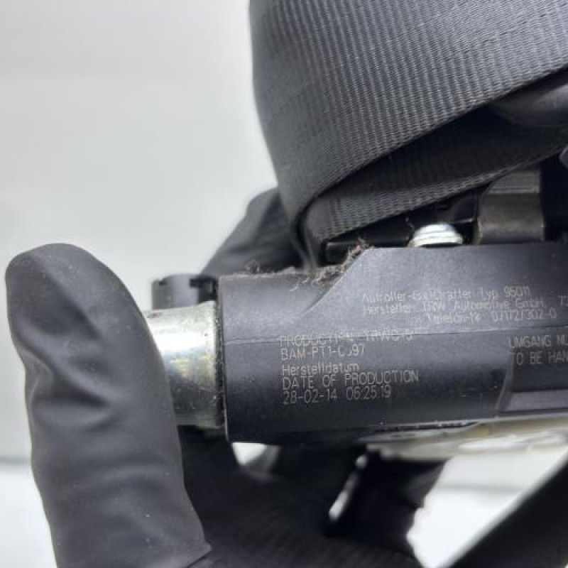 Pretensionneur de ceinture avant droit VOLKSWAGEN POLO 5 Photo n°4