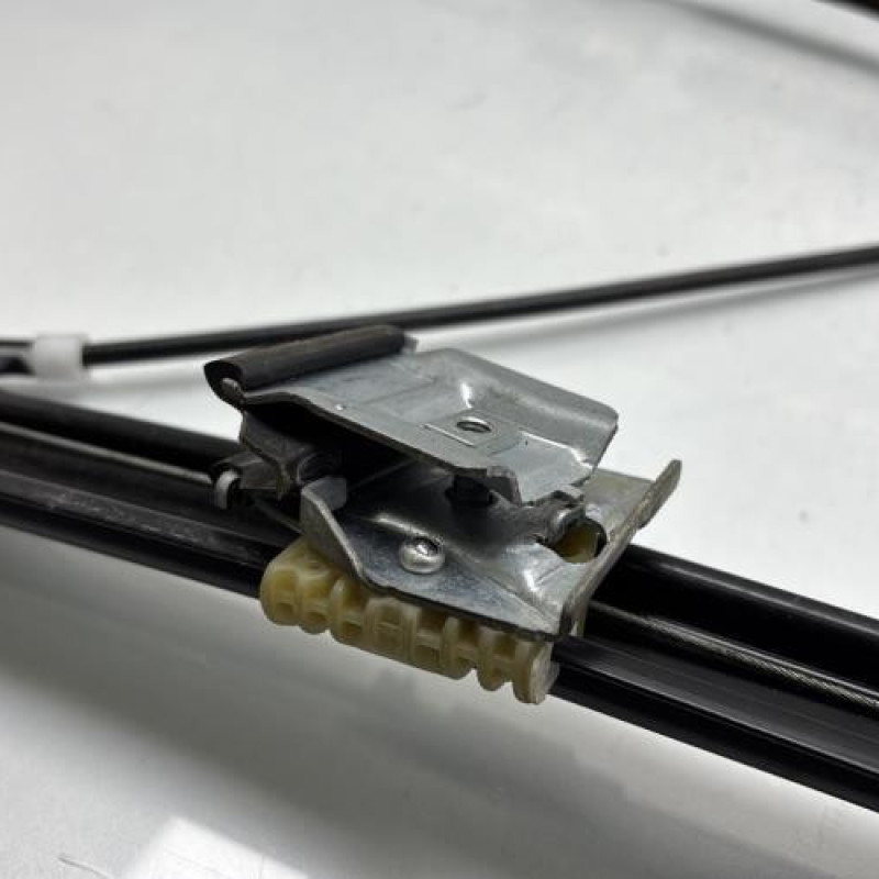Leve vitre electrique avant droit VOLKSWAGEN POLO 5 Photo n°8