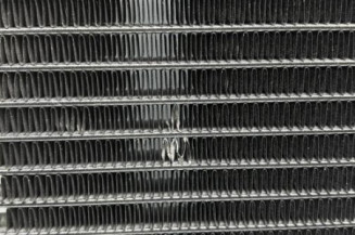 Condenseur de clim VOLKSWAGEN POLO 5