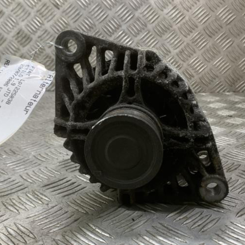 Alternateur FIAT STILO Photo n°1