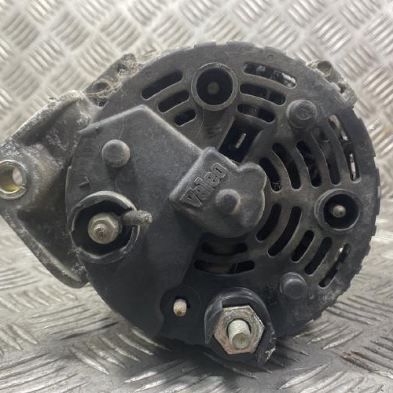 Alternateur RENAULT MASTER 2 Photo n°4