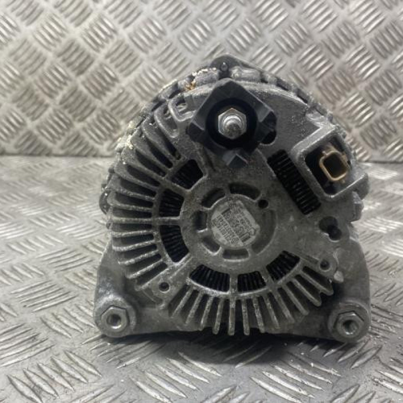 Alternateur RENAULT MASTER 3 Photo n°3