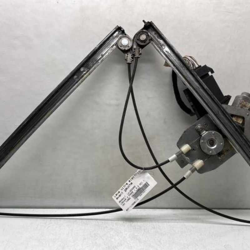 Leve vitre electrique avant gauche RENAULT LAGUNA 2 Photo n°1