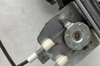 Leve vitre electrique avant gauche RENAULT LAGUNA 2