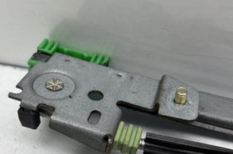 Leve vitre electrique avant droit PEUGEOT 306
