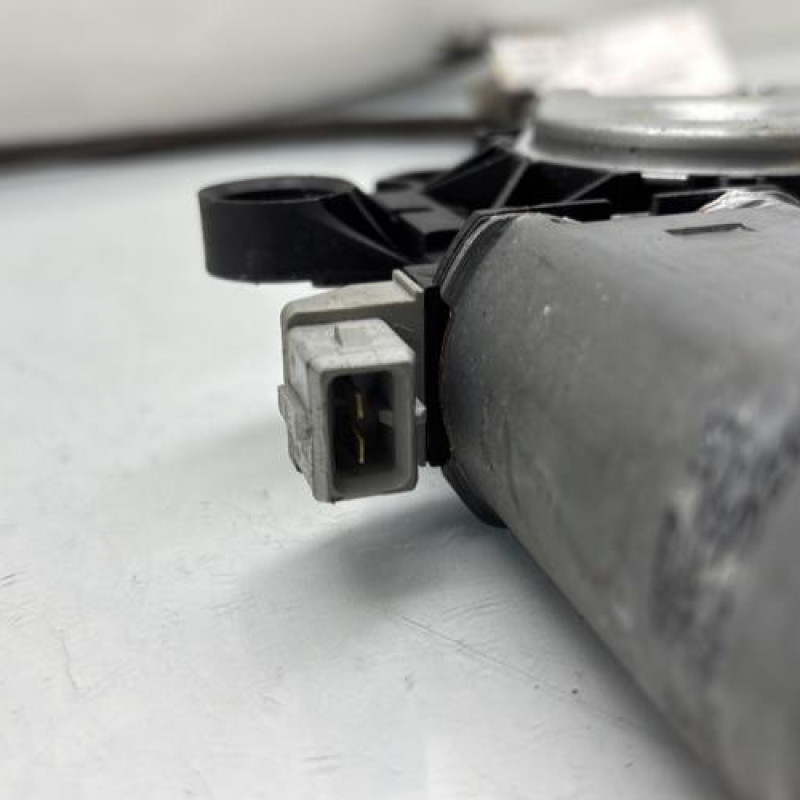 Leve vitre electrique avant droit PEUGEOT 306 Photo n°5