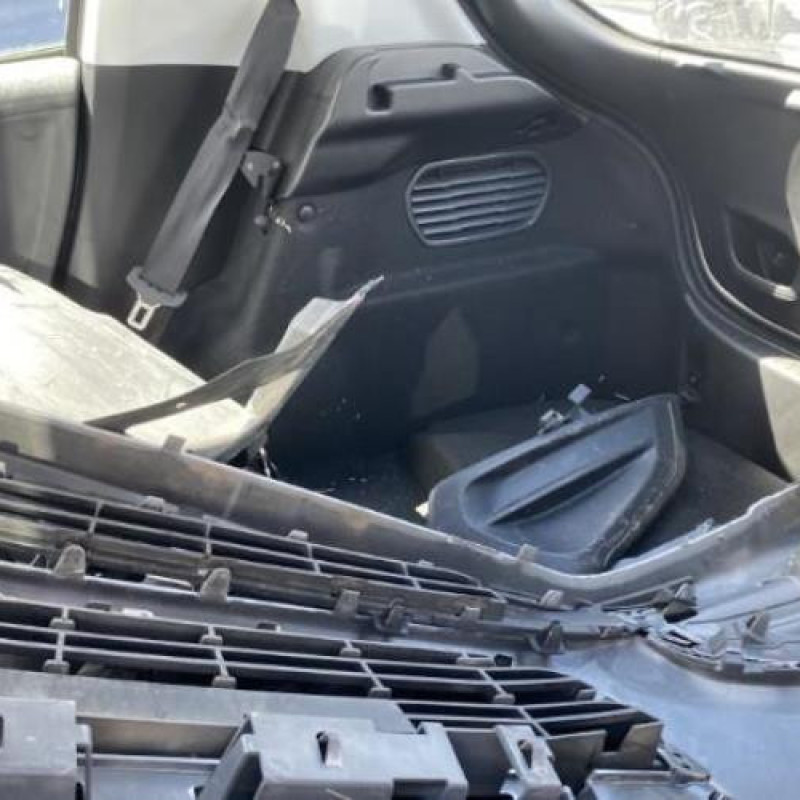 Alternateur PEUGEOT 208 1 Photo n°7