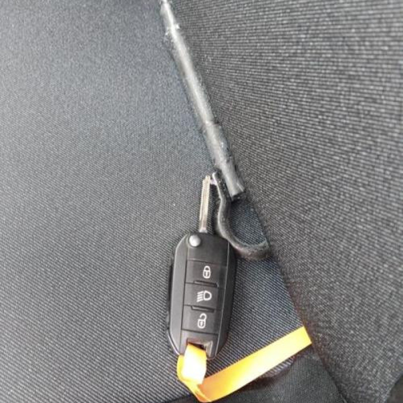 Alternateur PEUGEOT 208 1 Photo n°9