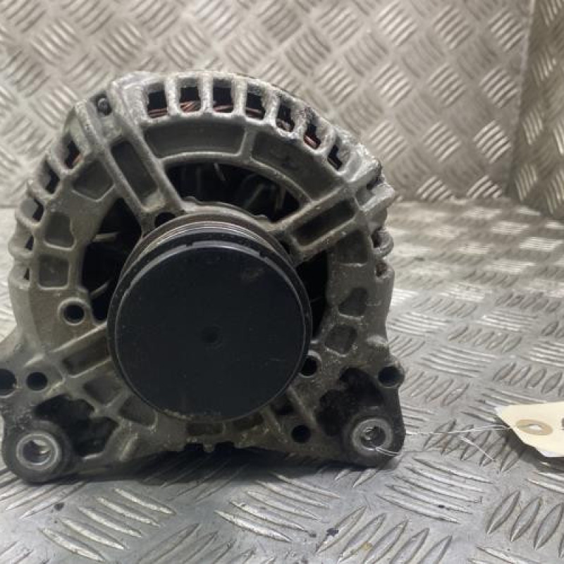 Alternateur VOLKSWAGEN POLO 4 Photo n°1