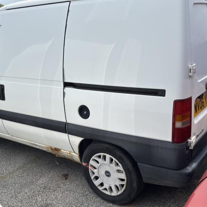 Alternateur FIAT SCUDO 2 Photo n°7