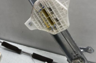 Leve vitre electrique avant gauche HYUNDAI I 20 2