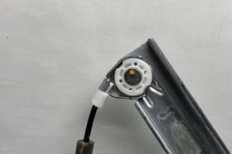 Leve vitre electrique avant gauche HYUNDAI I 20 2