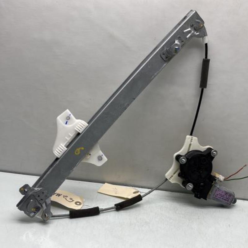 Leve vitre electrique avant gauche HYUNDAI I 20 2 Photo n°5