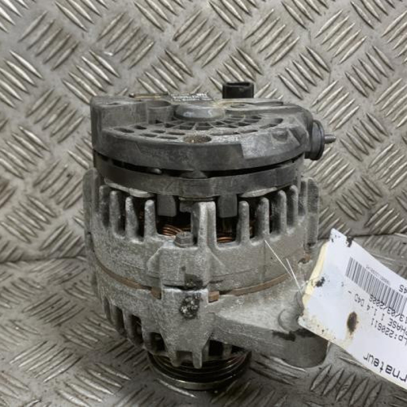 Alternateur TOYOTA YARIS 2 Photo n°1