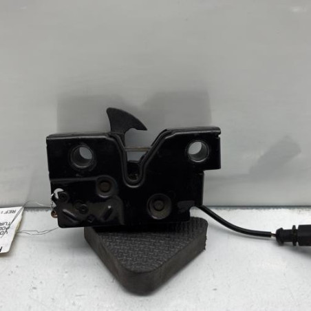 Fermeture de capot VOLKSWAGEN POLO 5 Photo n°1