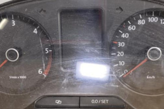 Compteur VOLKSWAGEN POLO 5 Photo n°1
