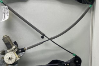 Leve vitre electrique avant gauche FORD FOCUS 1 Photo n°1