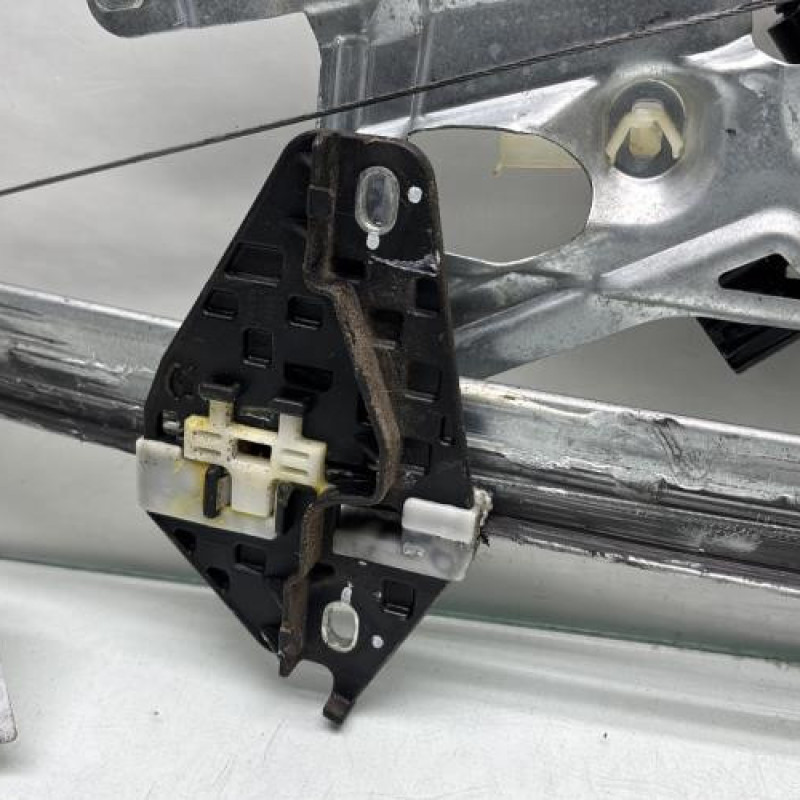 Leve vitre electrique avant gauche HONDA CIVIC 8 Photo n°4