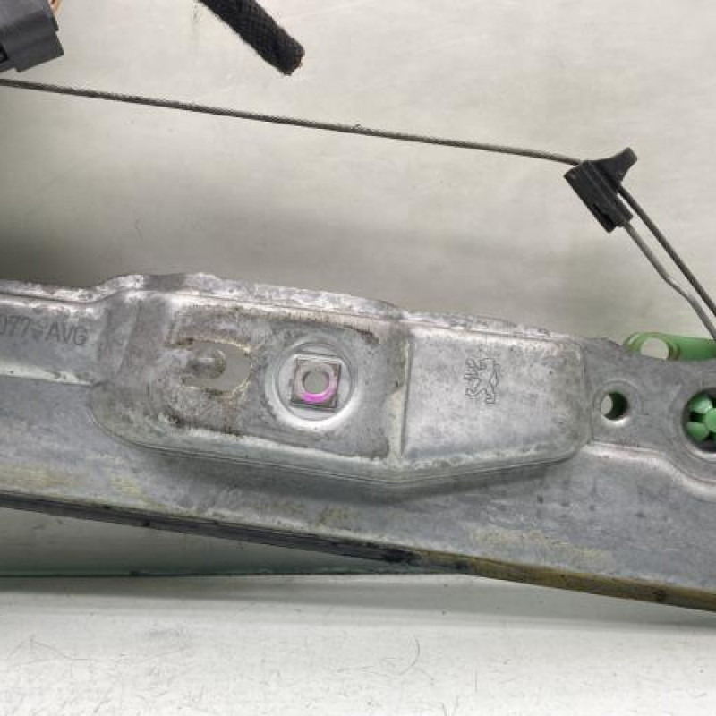 Leve vitre electrique avant gauche PEUGEOT 308 1 Photo n°6