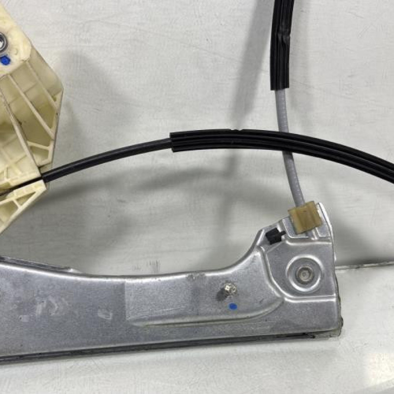 Leve vitre electrique avant gauche CITROEN C4 CACTUS Photo n°3