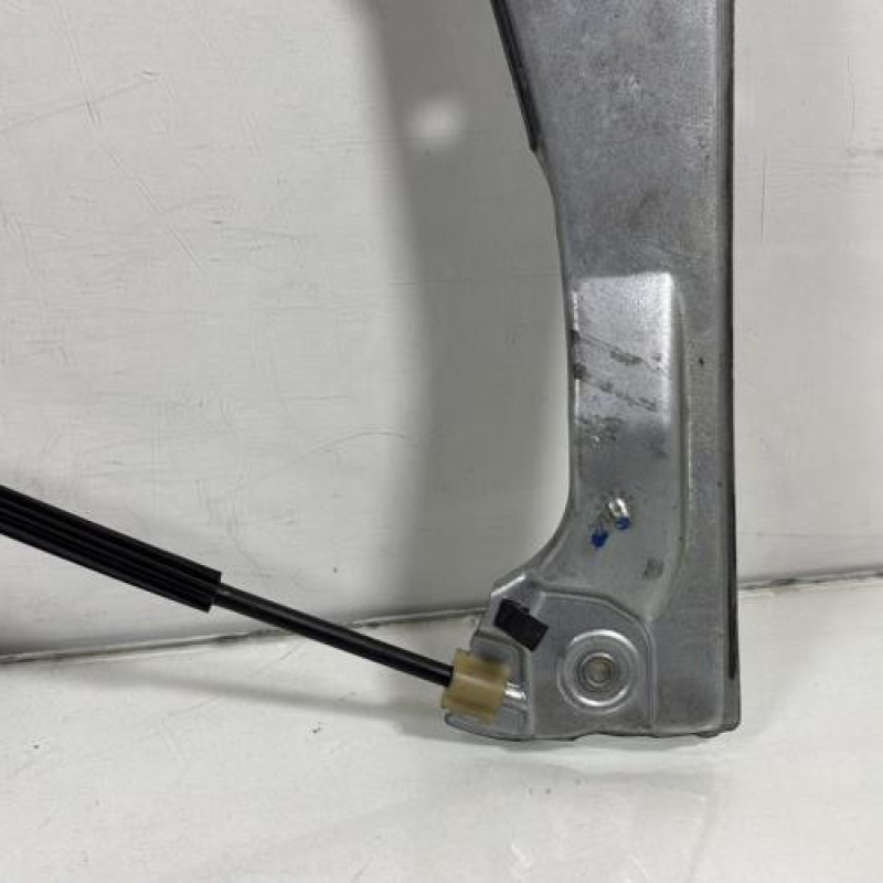 Leve vitre electrique avant gauche CITROEN C4 CACTUS Photo n°4