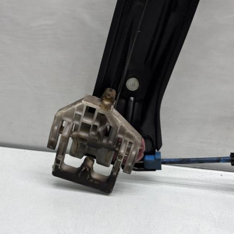 Leve vitre electrique avant gauche BMW SERIE 3 F31 Photo n°3