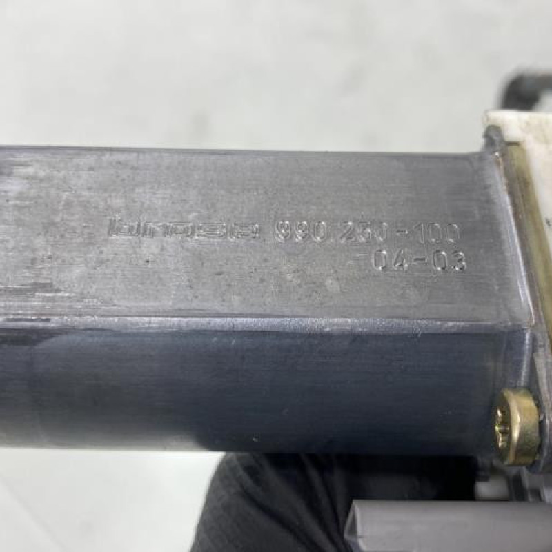 Leve vitre electrique avant gauche PEUGEOT 307 Photo n°9