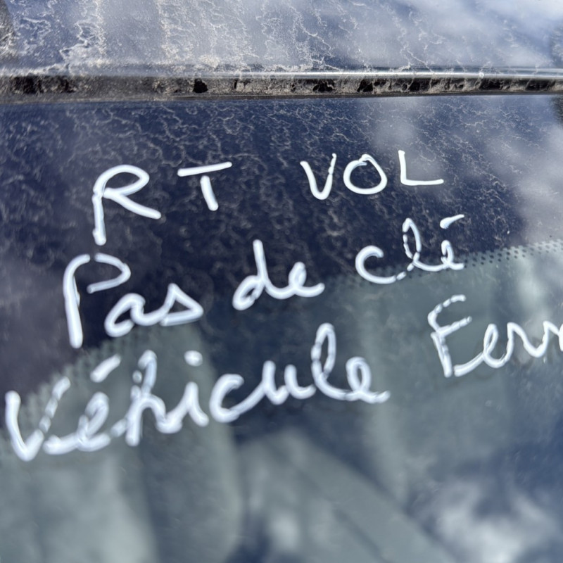 CITROEN C5 AIRCROSS PHASE 1 2.0 BLUE HDI - 16V TURBO Photo n°15