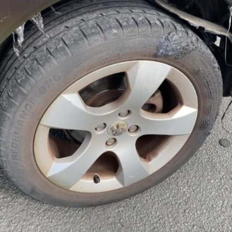 Attache ceinture arriere gauche PEUGEOT 3008 1 Photo n°13