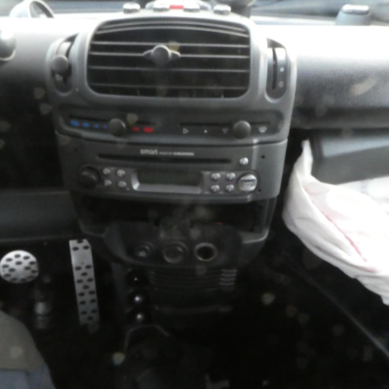 SMARTFORTWO 1 PHASE 2 COUPE 0.7i - 6V TURBO Photo n°17