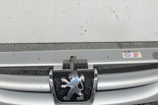 Calandre PEUGEOT PARTNER 1 Photo n°1