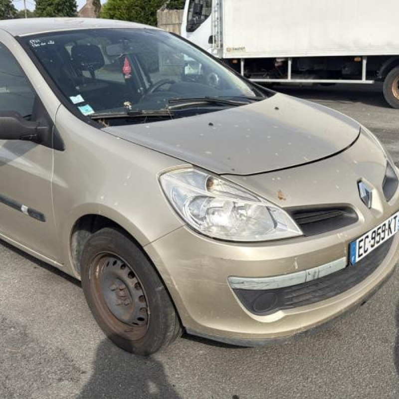 Bras essuie glace arriere RENAULT CLIO 3 Photo n°6