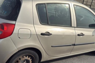 Bras essuie glace arriere RENAULT CLIO 3