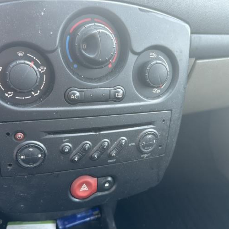 Bras essuie glace arriere RENAULT CLIO 3 Photo n°19