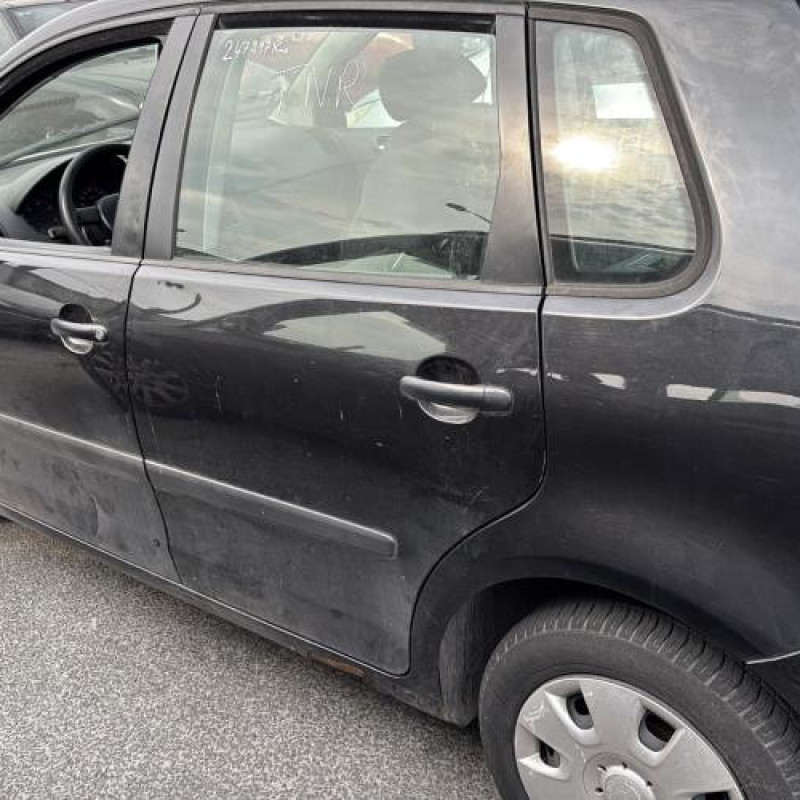 Bras essuie glace avant gauche VOLKSWAGEN POLO 4 Photo n°12