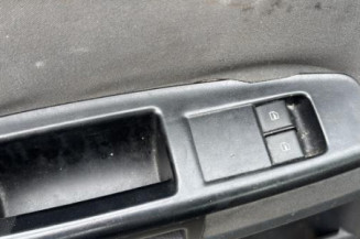 Bras essuie glace avant gauche VOLKSWAGEN POLO 4