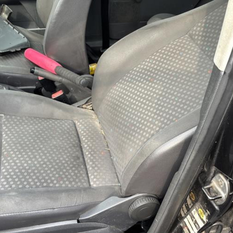 Bras essuie glace avant gauche VOLKSWAGEN POLO 4 Photo n°18