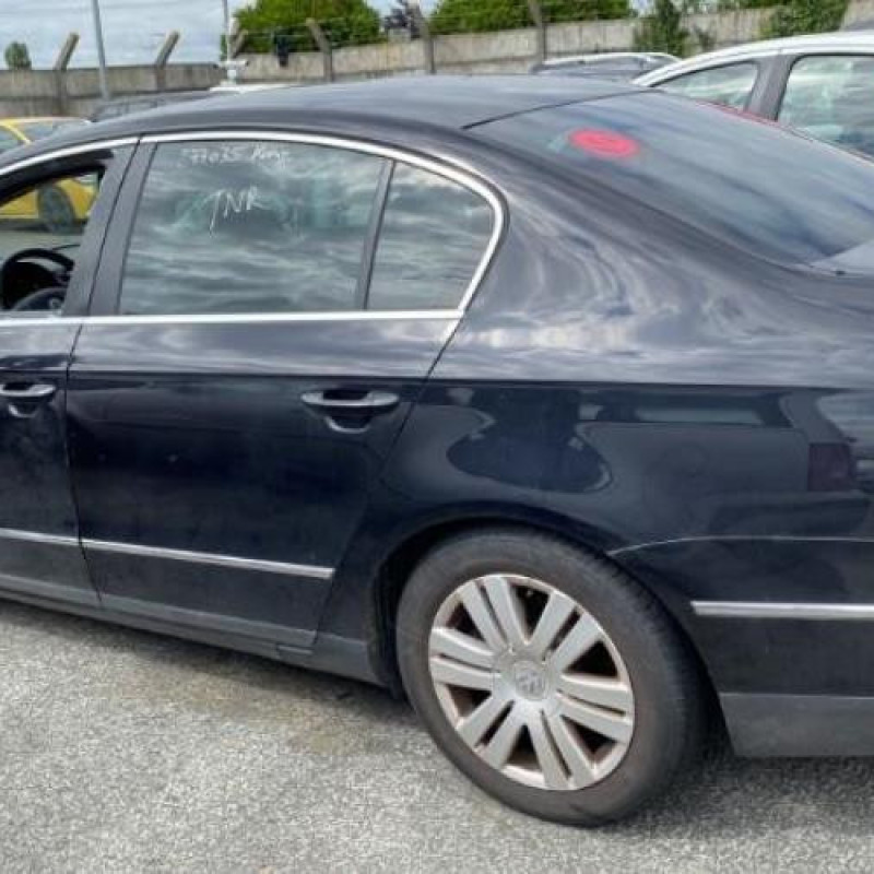 Porte arriere droit VOLKSWAGEN PASSAT 5 Photo n°19