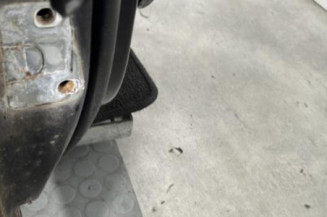 Porte avant droit VOLKSWAGEN PASSAT 5