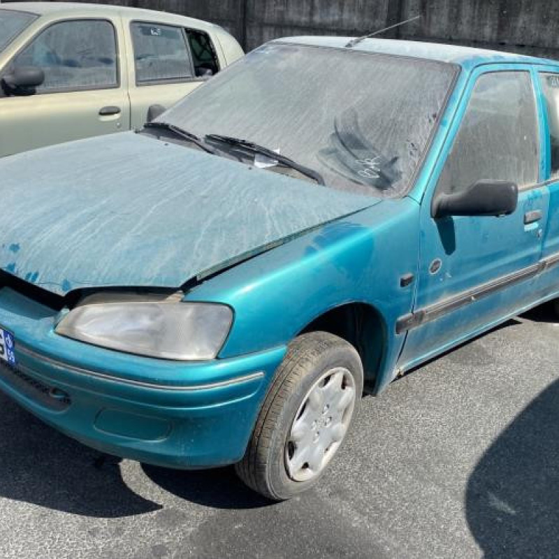 Capot PEUGEOT 106 Photo n°12